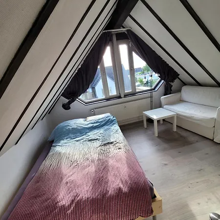 Apartmán Messezimmer Am Thewissenweg *