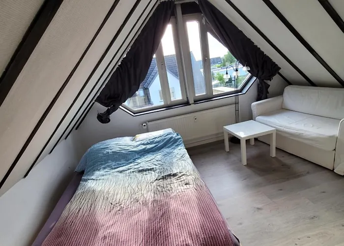 Lägenhet Messezimmer Am Thewissenweg *