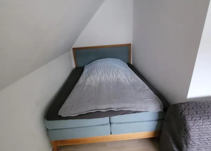 Messezimmer Am Thewissenweg * Düsseldorf