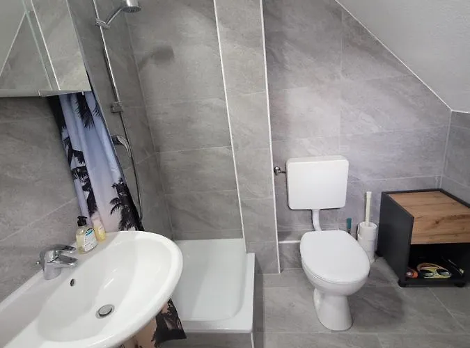 Apartamento Messezimmer Am Thewissenweg *