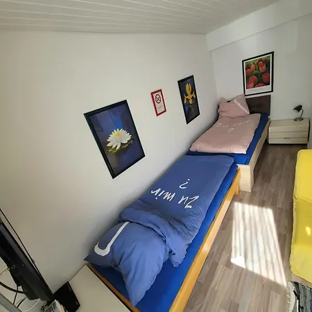 Lägenhet Messezimmer Am Thewissenweg *